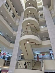 Lucky Plaza (D9), Shop House #594477691